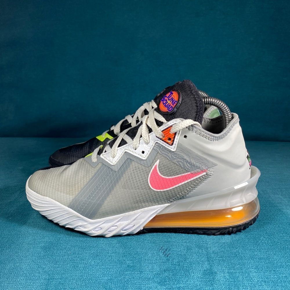 Nike Big Boys Sz 5.5 Athletic Shoes Gray with Pink and Orange- Tune Squad